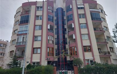 Çiğli Ataşehir Pelit Sitesi 3+1 Geniş Kiralık Daire