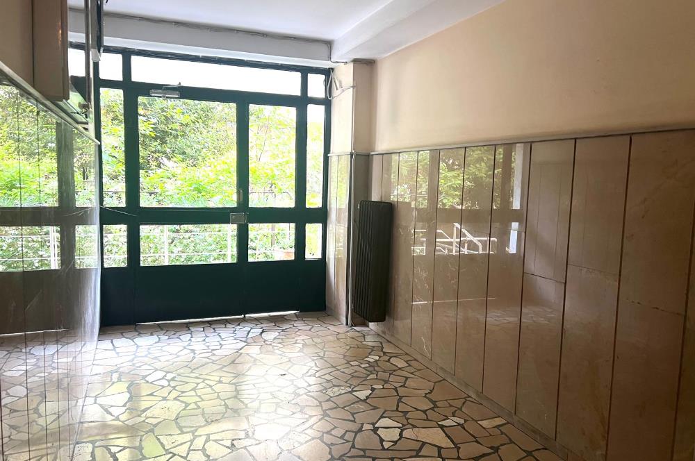 Kozyatağında Bostancı Metro Yanında Satılık Daire