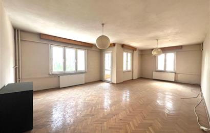 Kozyatağında Bostancı Metro Yanında Satılık Daire