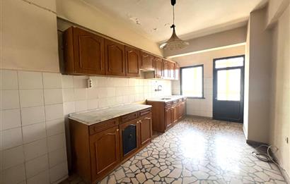 Kozyatağında Bostancı Metro Yanında Satılık Daire