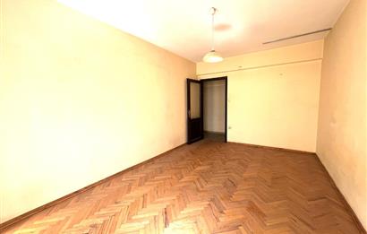 Kozyatağında Bostancı Metro Yanında Satılık Daire