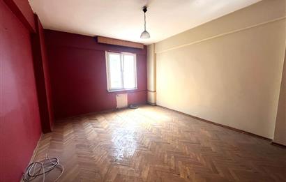 Kozyatağında Bostancı Metro Yanında Satılık Daire