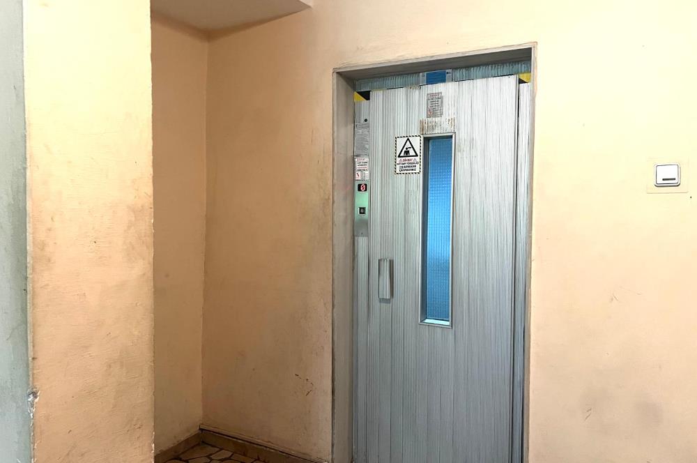 Kozyatağında Bostancı Metro Yanında Satılık Daire