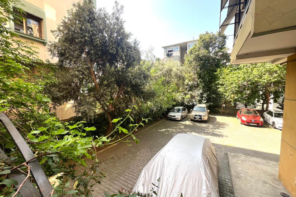 Kozyatağında Bostancı Metro Yanında Satılık Daire