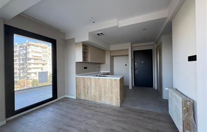 Ataşehir Gayda Vera'da Geniş Balkonlu 2+1 Kiralık Daire