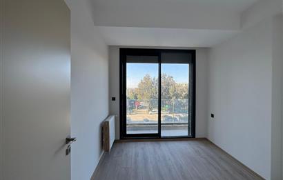 Ataşehir Gayda Vera'da Geniş Balkonlu 2+1 Kiralık Daire