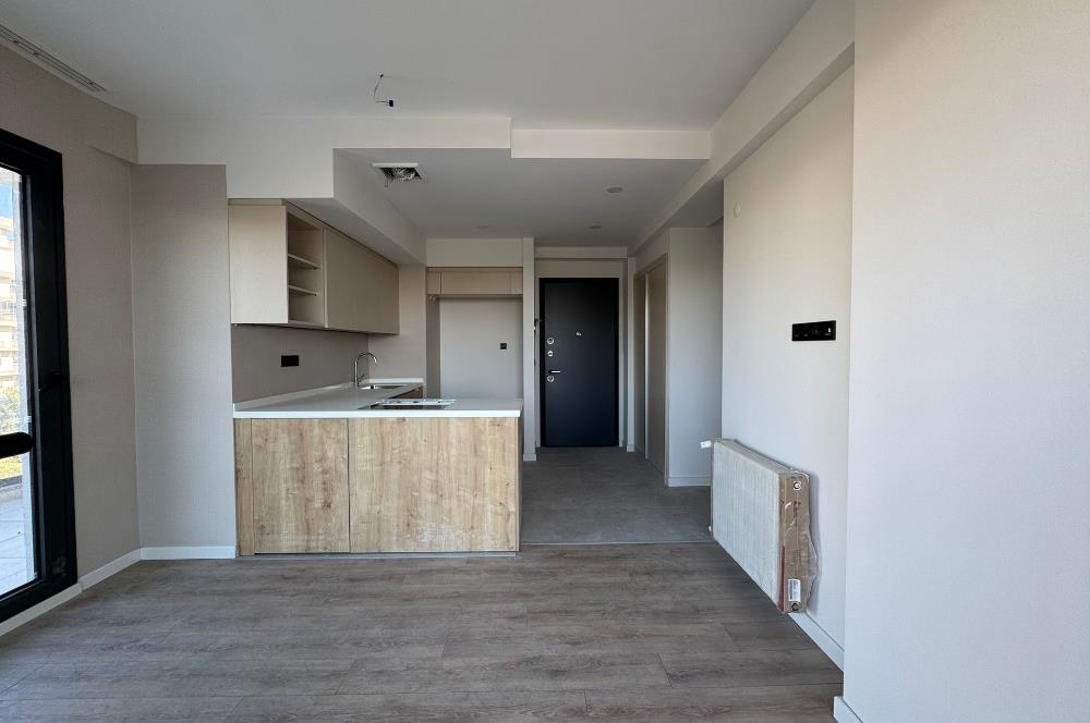 Ataşehir Gayda Vera'da Geniş Balkonlu 2+1 Kiralık Daire