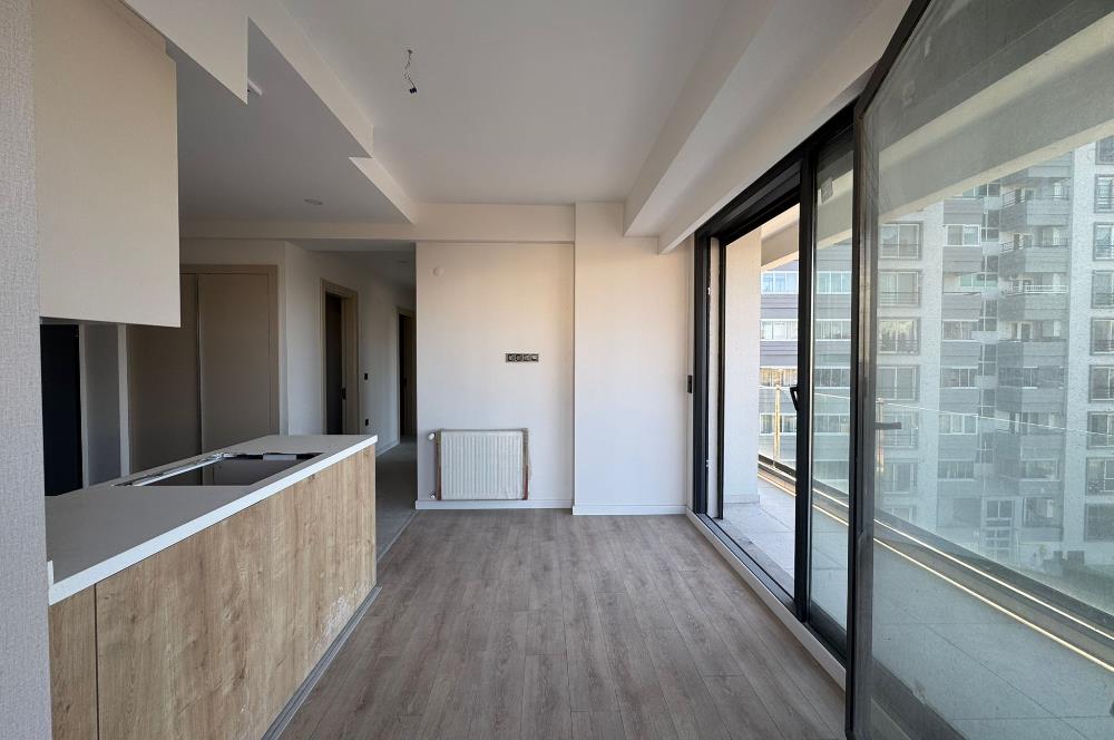 Ataşehir Gayda Vera'da Geniş Balkonlu 2+1 Kiralık Daire