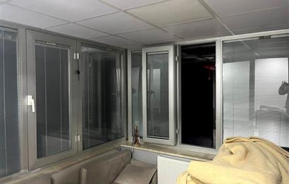 İSTOÇ'TA MERKEZİ LOKASYONDA GENİŞ SATILIK GALERİ