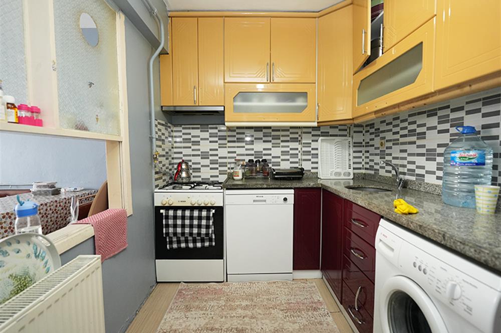 Halitpaşada Sahile Yürüme Mesafesinde 3+1 Satılık Daire