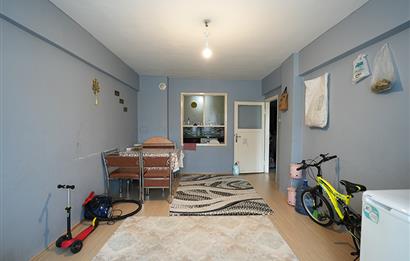 Halitpaşada Sahile Yürüme Mesafesinde 3+1 Satılık Daire