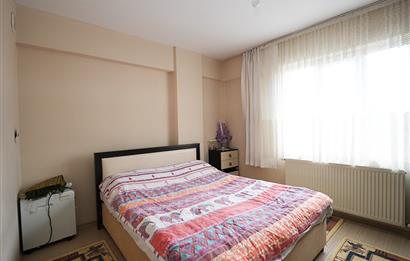 Halitpaşada Sahile Yürüme Mesafesinde 3+1 Satılık Daire