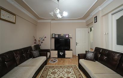 Cumartesi Pazarı Civarı Merkezi Konum Satılık 3+1 Ara kat Daire