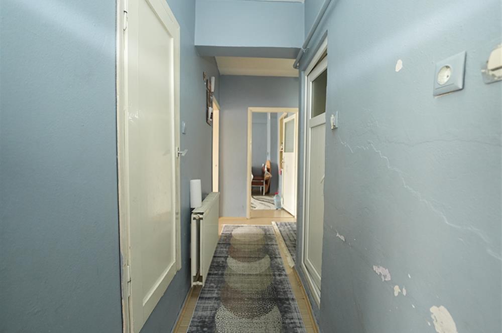 Halitpaşada Sahile Yürüme Mesafesinde 3+1 Satılık Daire