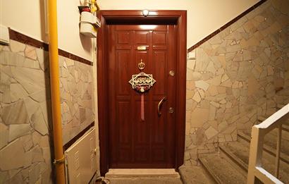 Cumartesi Pazarı Civarı Merkezi Konum Satılık 3+1 Ara kat Daire