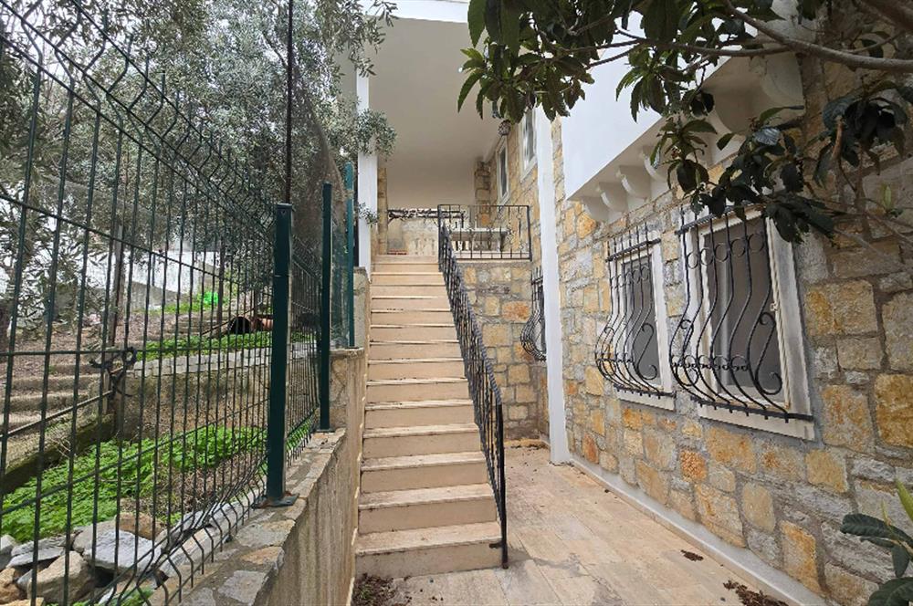 BODRUM BOĞAZİÇİ TAM MÜSTAKİL TRİPLEKS VİLLA 