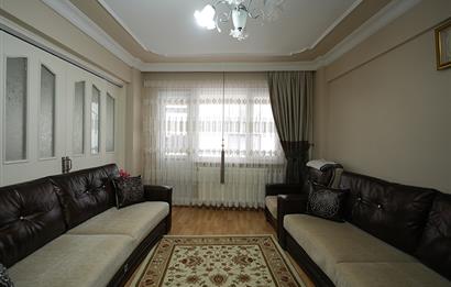 Cumartesi Pazarı Civarı Merkezi Konum Satılık 3+1 Ara kat Daire