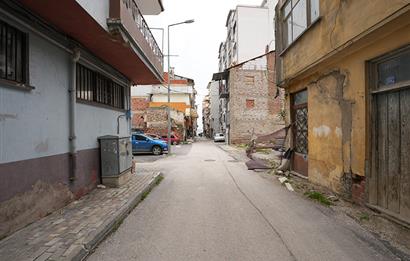 Halitpaşada Sahile Yürüme Mesafesinde 3+1 Satılık Daire