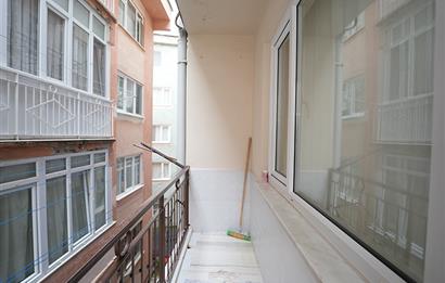 Cumartesi Pazarı Civarı Merkezi Konum Satılık 3+1 Ara kat Daire