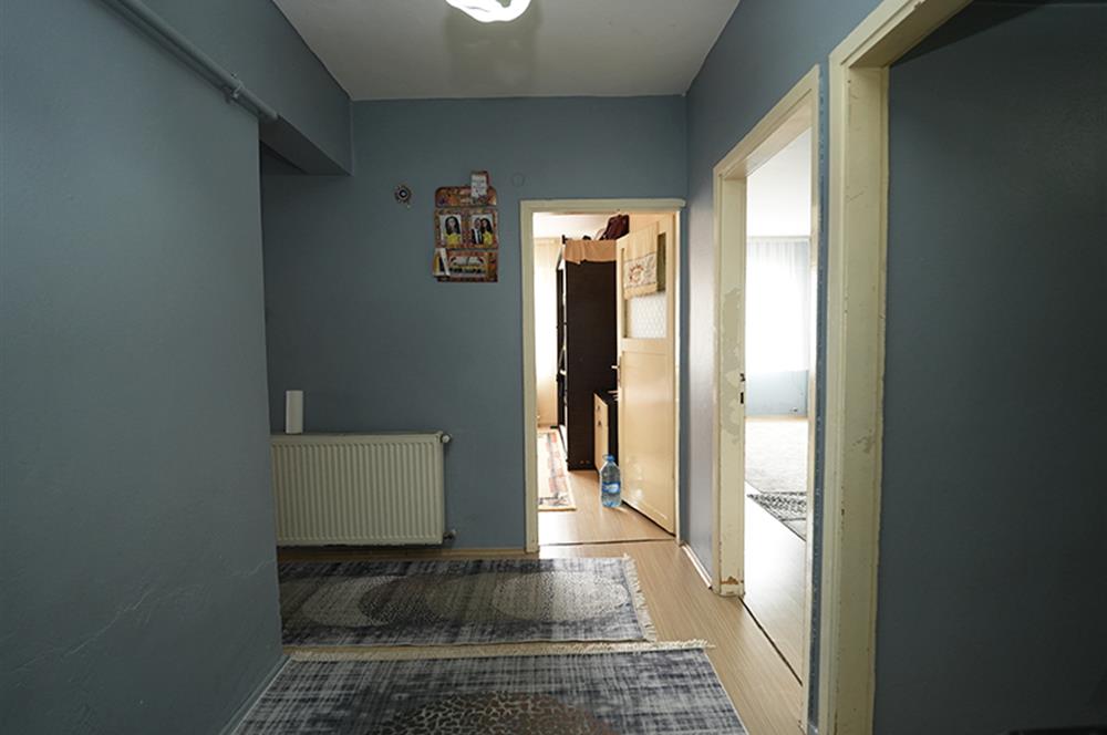 Halitpaşada Sahile Yürüme Mesafesinde 3+1 Satılık Daire