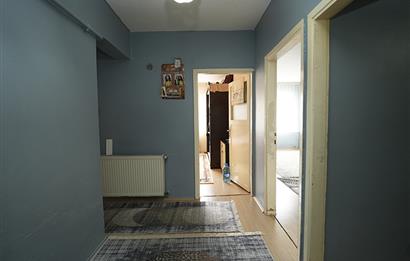 Halitpaşada Sahile Yürüme Mesafesinde 3+1 Satılık Daire