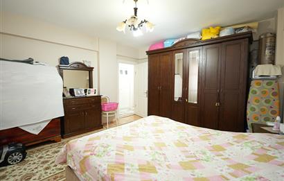 Cumartesi Pazarı Civarı Merkezi Konum Satılık 3+1 Ara kat Daire