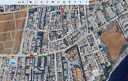 Klassis Otel Arkası - Denize 450 m İmarlı Köşe Parsel