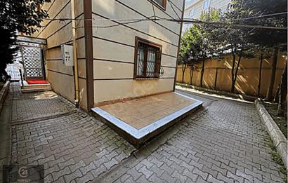 Pendik Yayalarda Metroya Yakın Ara Kat 1+1 Satılık Daire