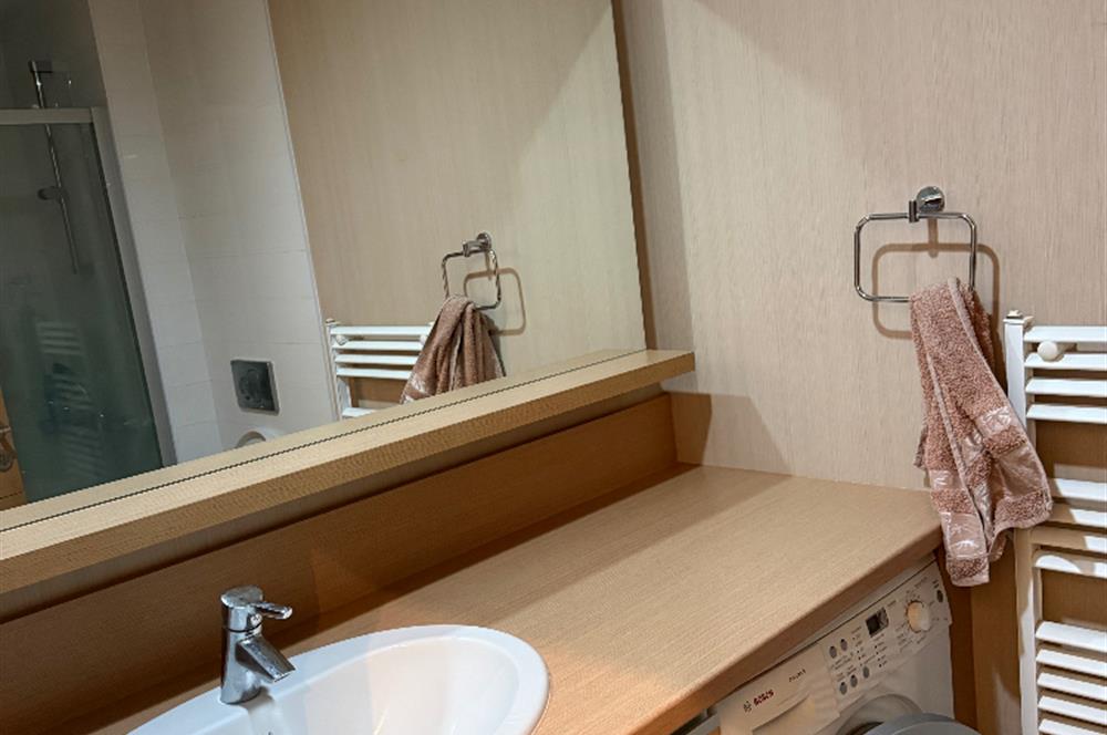 PARKORAN A4 BLOK DA GÖL VE ORMAN MANZARALI KİRALIK 4+1 DAİRE