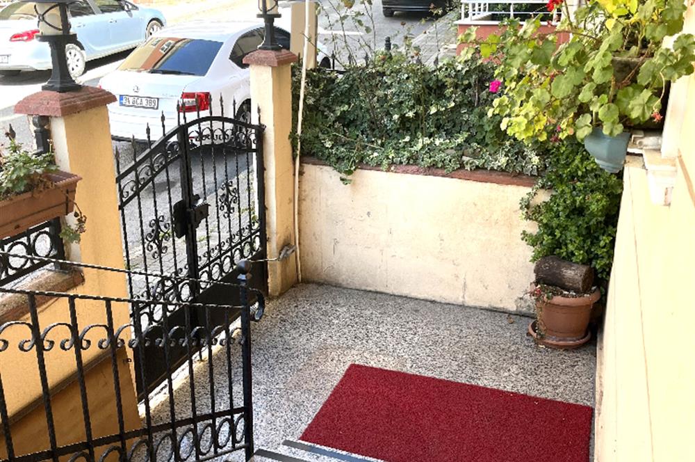 ÇAMLIK MAH. İKBAL CAD. AYRI GİRİŞLİ SATILIK 4+1 ÇATI DUBLEX 