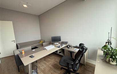 Metropol İstanbul Teraslı satılık 2 + 1 ofis