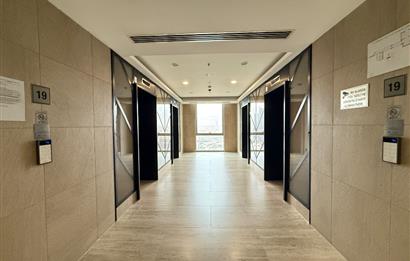 Metropol İstanbul Teraslı satılık 2 + 1 ofis