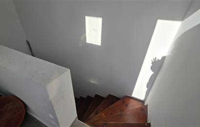 Denize ve Merkeze 100m Mesafede Fırsat Fiyatlı 3+1 Dubleks