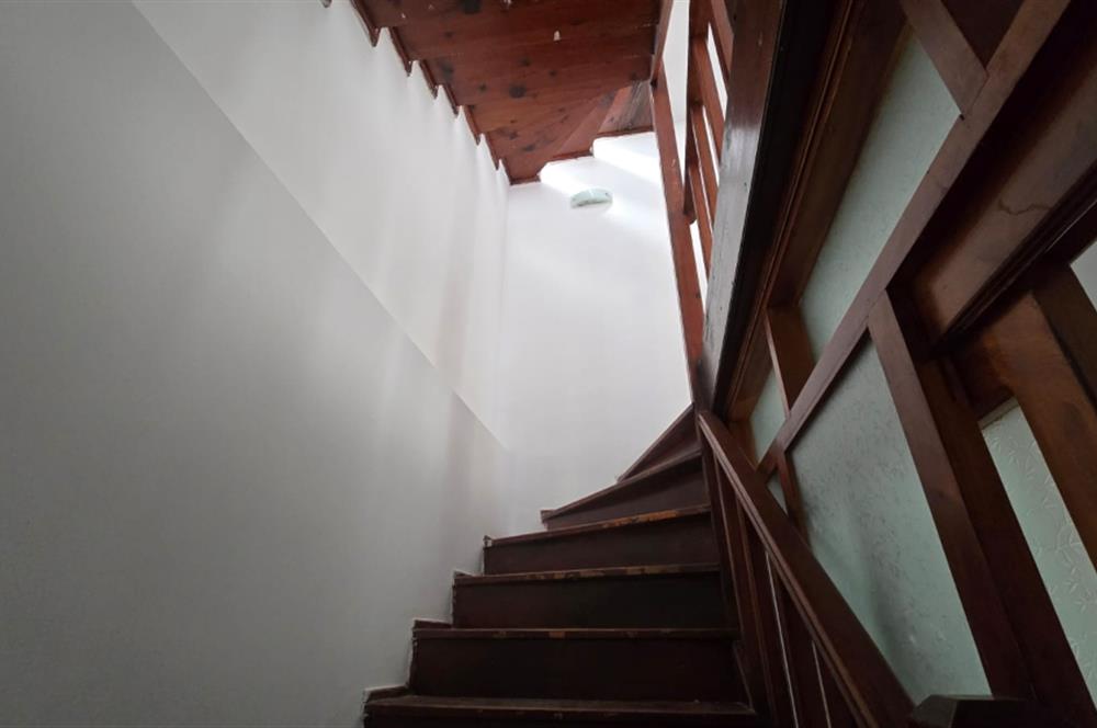 Denize ve Merkeze 100m Mesafede Fırsat Fiyatlı 3+1 Dubleks