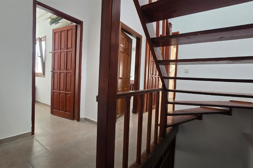 Denize ve Merkeze 100m Mesafede Fırsat Fiyatlı 3+1 Dubleks