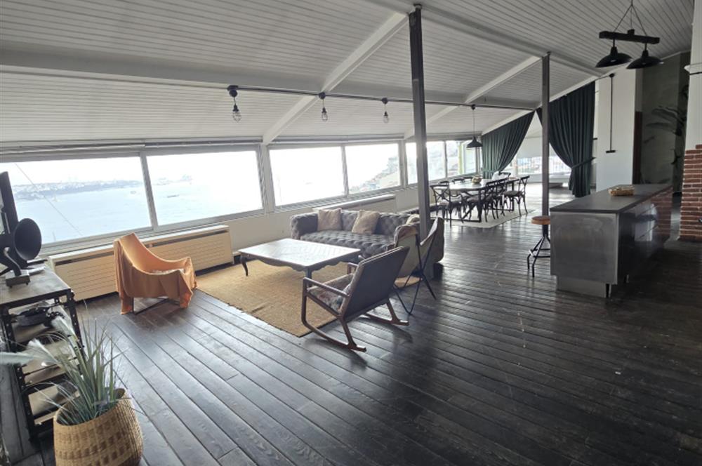 Gümüşsuyunda Muhteşem Deniz Manzaralı 180 m2 kiralık Penthouse