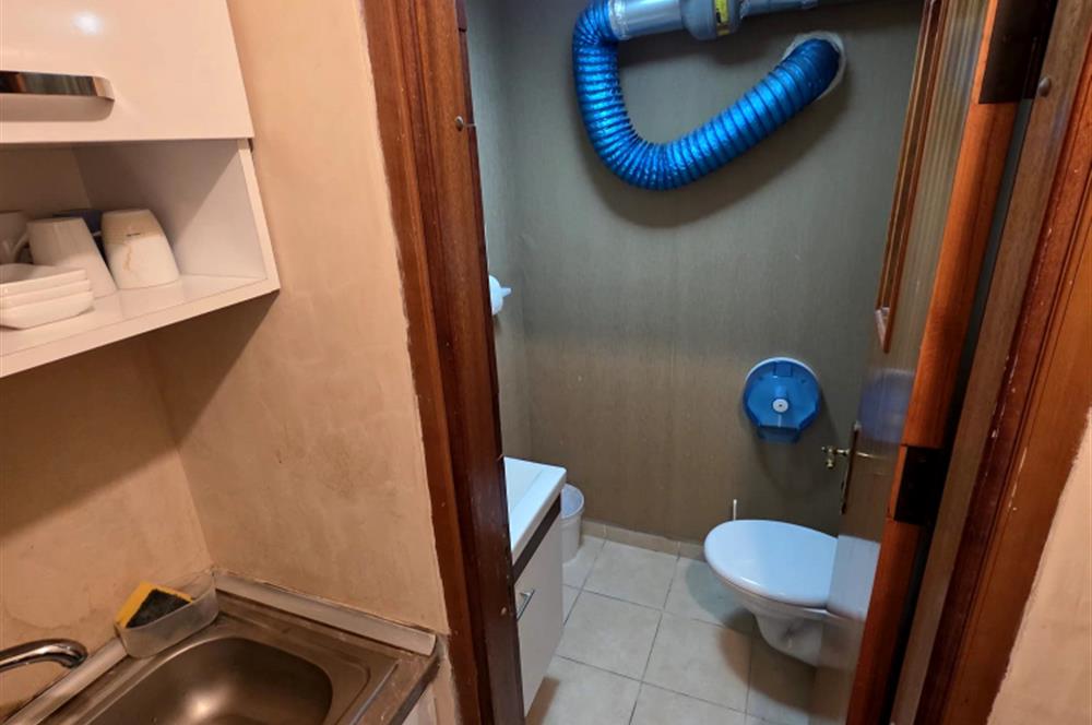 Yatırıma Uygun | Bahçelievler Sarmaşık Sokak’ta Dükkan