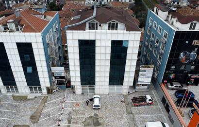 Kadıköy Hasanpaşa'da E5 Cepheli Tabela Değeri Yüksek Dükkan