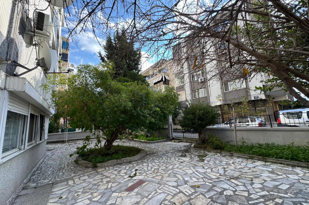 Bostanlının Kalbinde Önü açık,Köşe Konum 2+1 Satılık Daire 