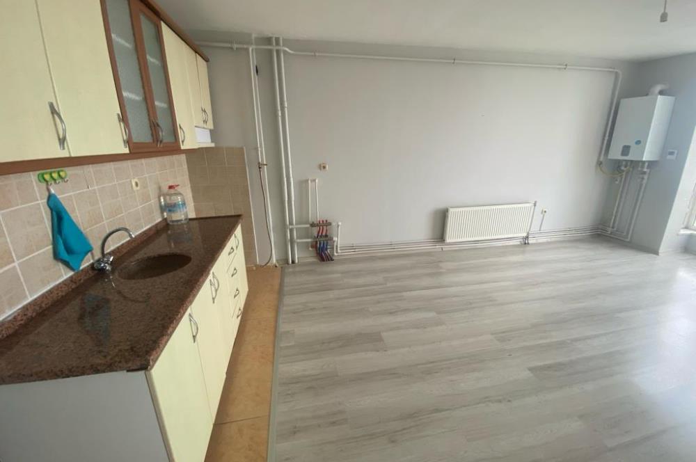 TOKİ YENİMAHALLE'DE ÖN -GÜNEY CEPHE,ARA KAT TEMİZ SATILIK 1+1