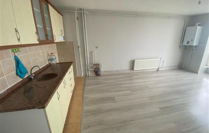 TOKİ YENİMAHALLE'DE ÖN -GÜNEY CEPHE,ARA KAT TEMİZ SATILIK 1+1