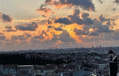 ZEYNEP KAMİL'DE FERAH GENİŞ DUBLEKS DAİRE