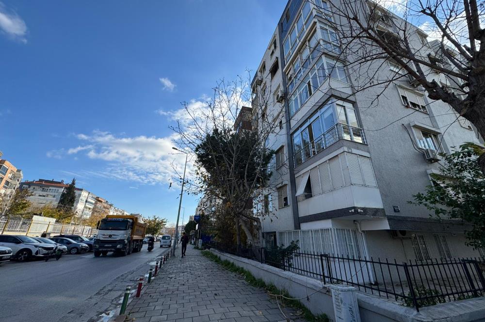 Bostanlının Kalbinde Önü açık,Köşe Konum 2+1 Satılık Daire 