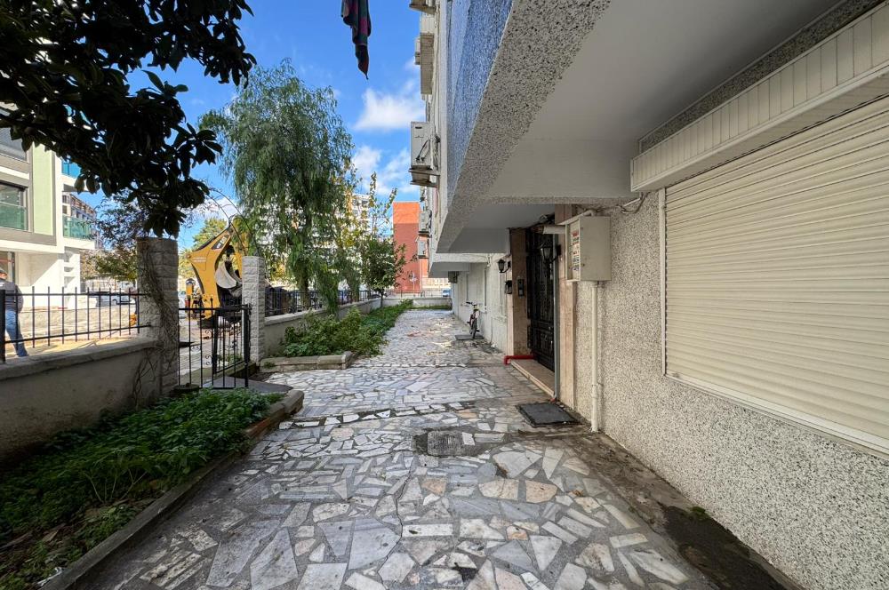 Bostanlının Kalbinde Önü açık,Köşe Konum 2+1 Satılık Daire 