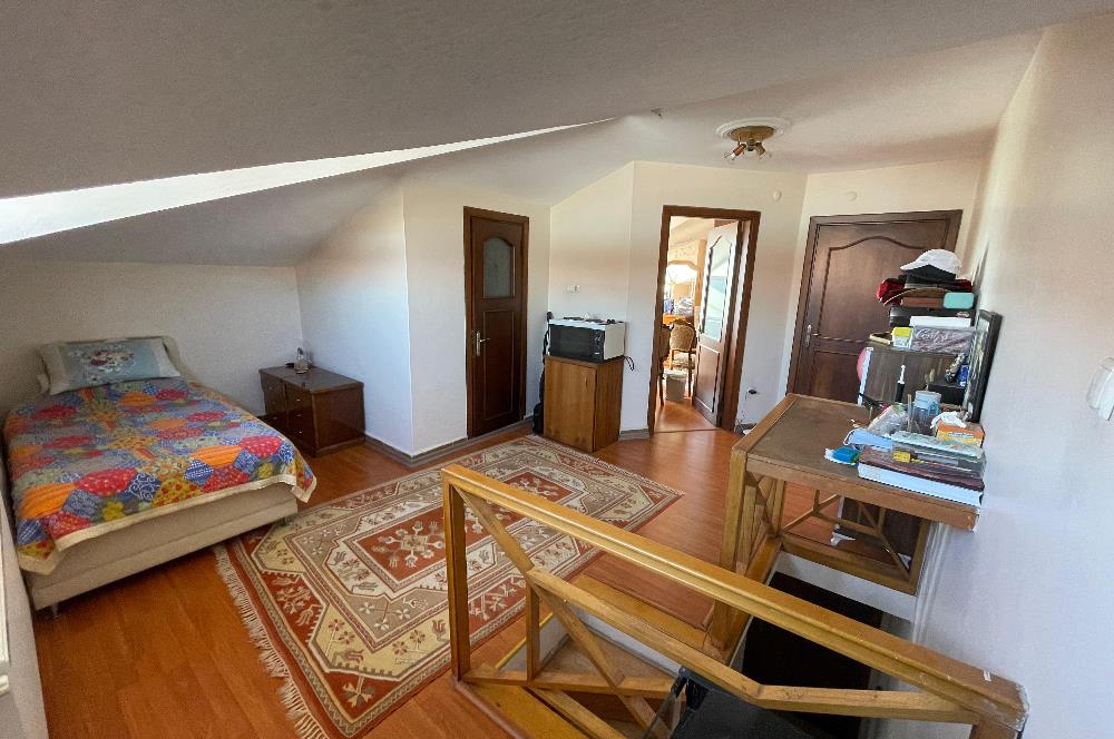 ZEYNEP KAMİL'DE FERAH GENİŞ DUBLEKS DAİRE