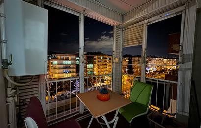 Bostanlının Kalbinde Önü açık,Köşe Konum 2+1 Satılık Daire 