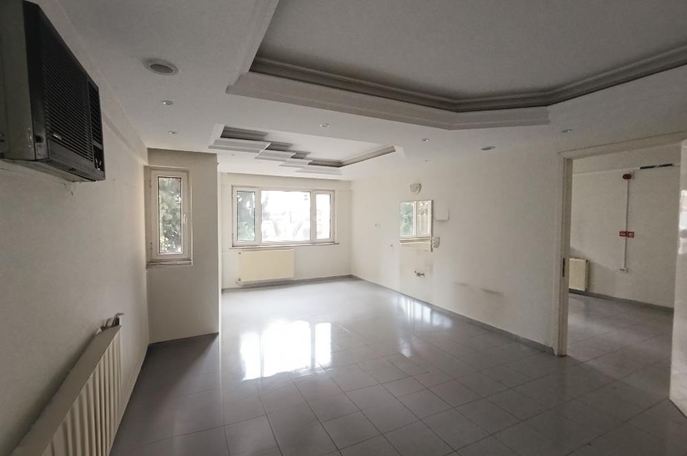 C21 LOFT'TAN SALTAK CADDESİNDE KİRALIK OFİS.