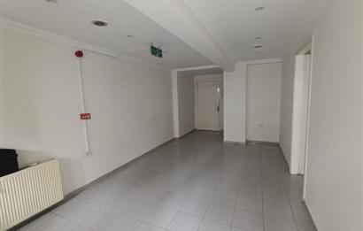 C21 LOFT'TAN SALTAK CADDESİNDE KİRALIK OFİS.