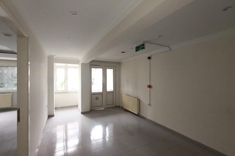 C21 LOFT'TAN SALTAK CADDESİNDE KİRALIK OFİS.
