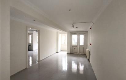 C21 LOFT'TAN SALTAK CADDESİNDE KİRALIK OFİS.